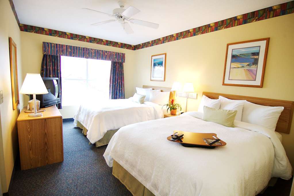 Hampton Inn & Suites מורסוויל חדר תמונה